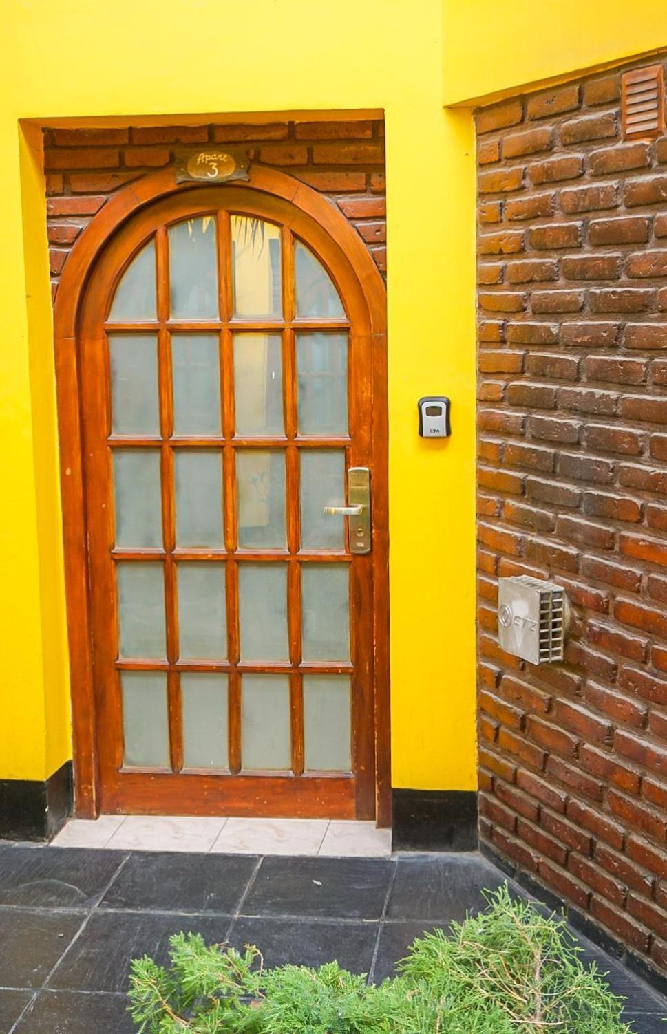 Apart Hotel Libertador El Calafate Exterior photo