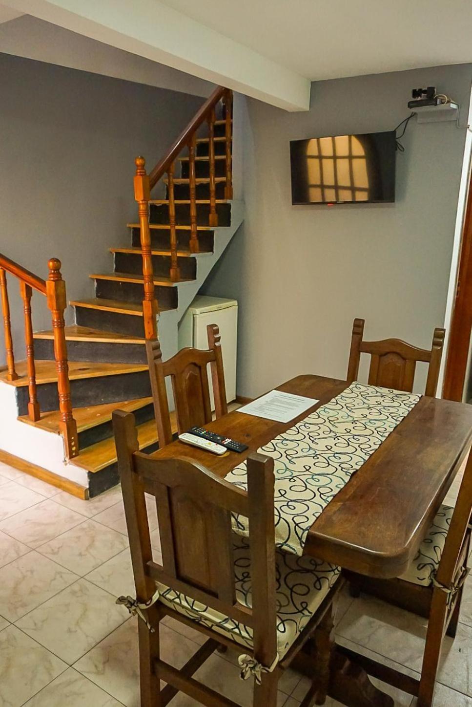 Apart Hotel Libertador El Calafate Exterior photo