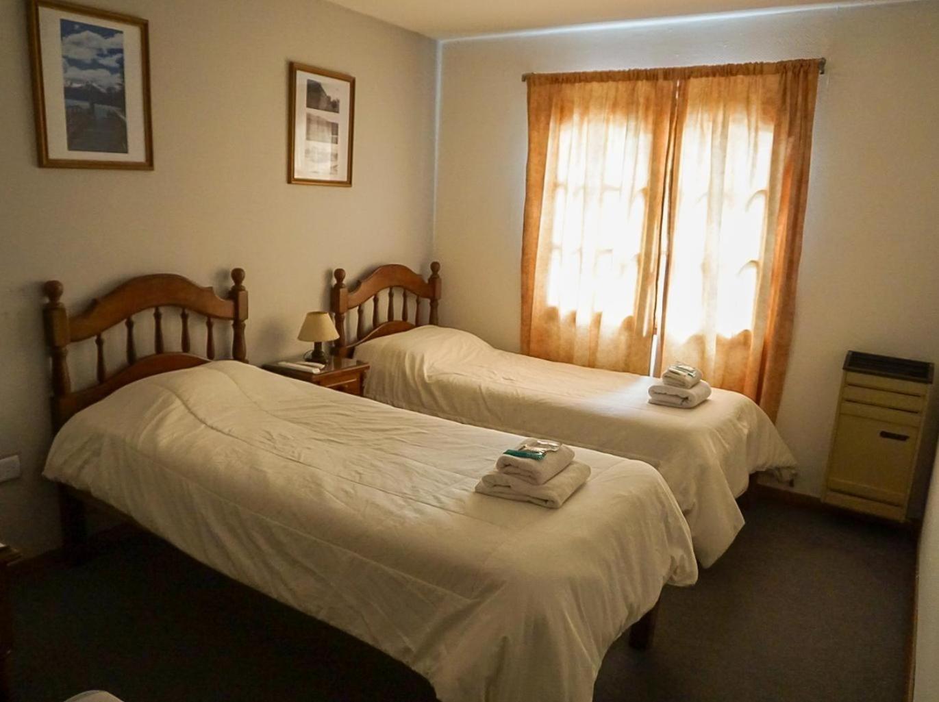Apart Hotel Libertador El Calafate Exterior photo